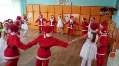Коледно тържества в група "Снежанка" 5