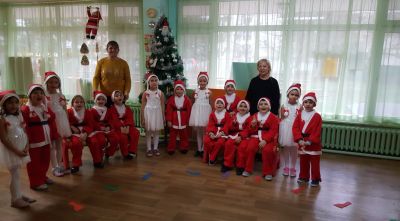 Коледно тържества в група "Снежанка" 7
