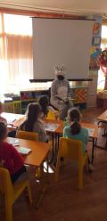 Приказен герой гостува в четвърта "б" група - ДГ №8 Слънце - Търговище