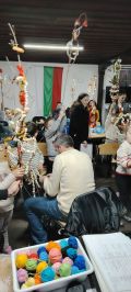 Посещение в Исторически музей Търговище на деца и родители от четвърта"б"група.Практикум за изработване на сурвакници - ДГ №8 Слънце - Търговище