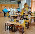 Сътрудничеството между учителските екипи за работа в мрежа- споделяне на добри практики между ДГ №8 "Слънце" гр. Търговище и I ОУ "Христо Ботев" спомагащи плавния преход между детска градина и училище. - ДГ №8 Слънце - Търговище