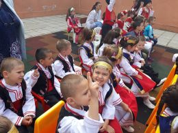 Урок по родолюбие на тема Моята Родина България 6